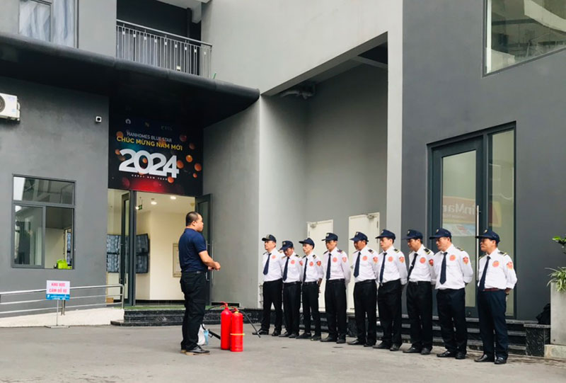 Diamondstar tổ chức tập huấn công tác phòng cháy chữa cháy cho đội ngũ nhân viên bảo vệ tòa nhà